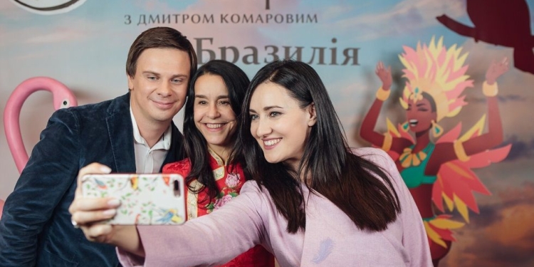 Рабыня Изаура на гастролях в Украине: звезда культового сериала 90-х исполнила “Червону руту”