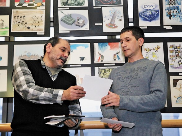 Украинец получил приз жюри на фестивале карикатур в Косово 1