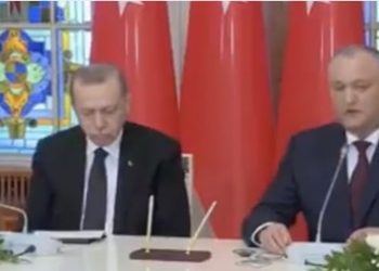 Президент Молдовы Додон усыпил главу Турции Эрдогана своей речью на совместной пресс-конференции