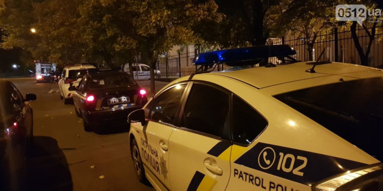 На дверях апелляционного суда Николаева обнаружили муляж взрывчатки