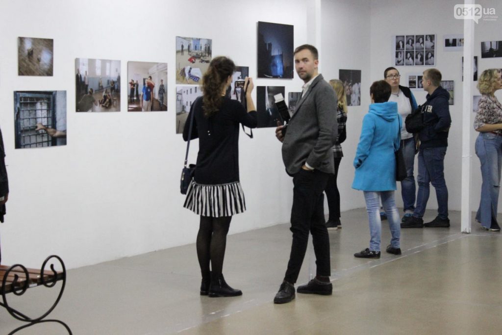 В Николаеве открыли международную фотовыставку "People.Places.Processes" 3