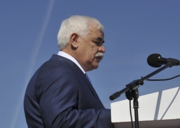 В России чиновник ушел в отставку и получил компенсацию в 224 тысячи рублей. А через день вернулся на работу