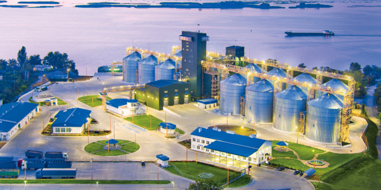 «НИБУЛОН» строит третий терминал в Запорожской области. Старт строительству дан в режиме прямой трансляции с форума