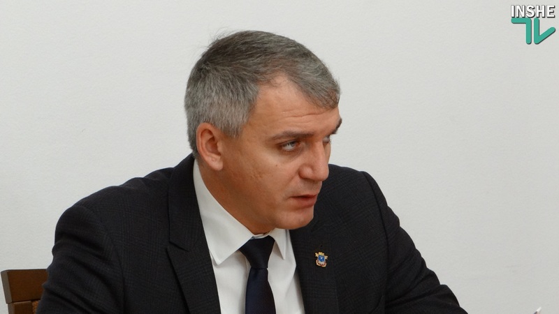 Сенкевич: Статус депутата горсовета не означает, что вам можно ломать двери 1