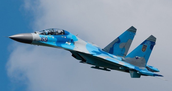 В Винницкой области упал истребитель Су-27. Найдены обломки самолета