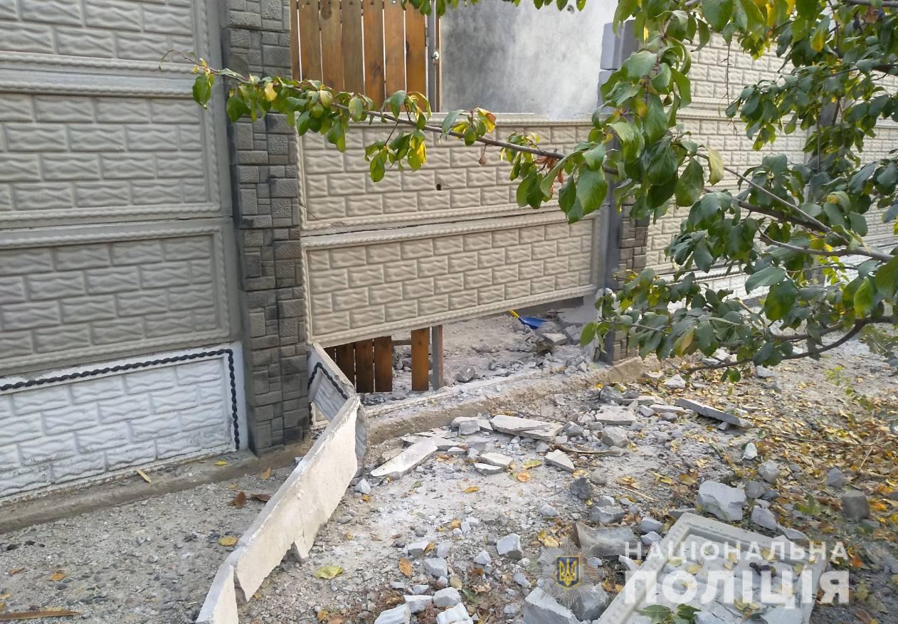 Полиция ищет злоумышленника, который этой ночью бросил гранату во двор жилого дома в Большой Коренихе