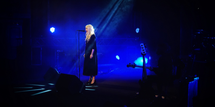 Меланхоличные Vivienne Mort выступили в Николаеве впервые, но уже с «Досвідом»