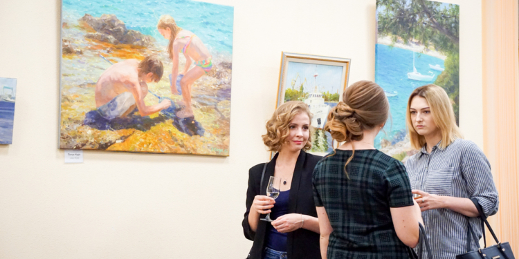 Художники и фотографы Николаева презентовали XIII экологическую выставку «Черное море – наше общее наследие»