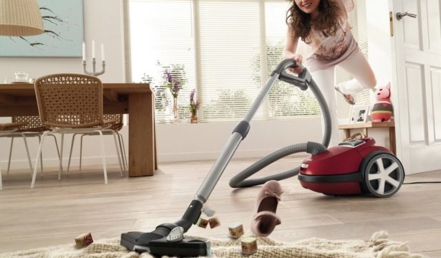 Не пирожки виноваты: ученые рассказали, почему современные женщины набирают лишний вес чаще, чем их бабушки