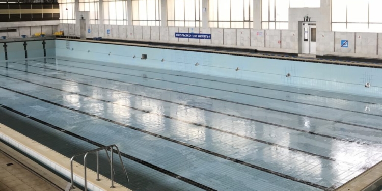 Сегодня николаевский плавбассейн «Водолей» закрывает купальный сезон 2018 года