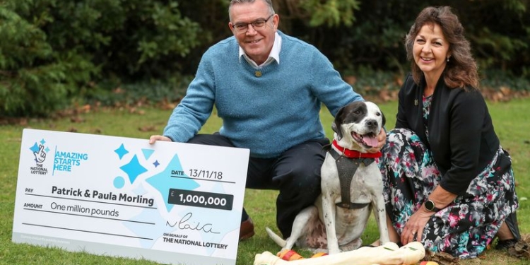 Британец выиграл 1 млн.фунтов стерлингов в лотерею благодаря своей собаке