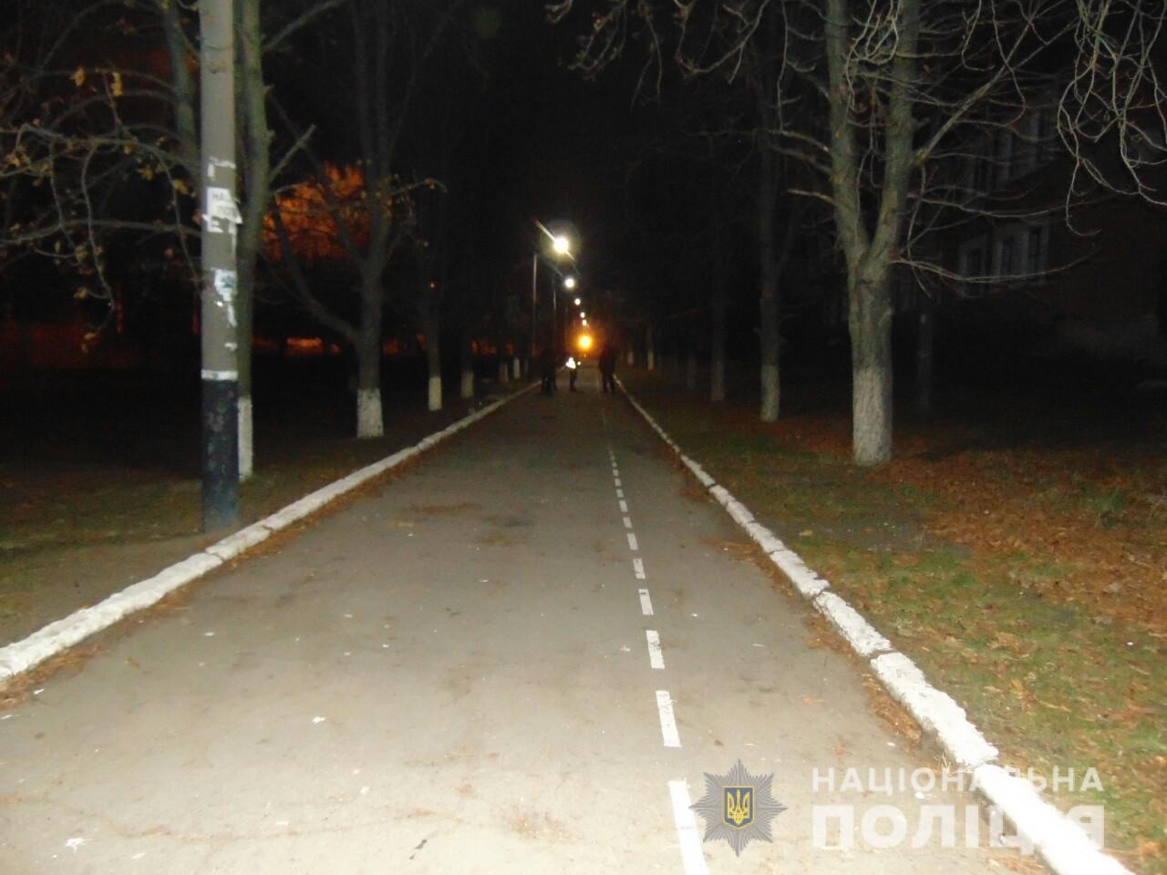 В Вознесенске полицейские задержали двух молодчиков, ограбивших за вечер женщину и мужчину