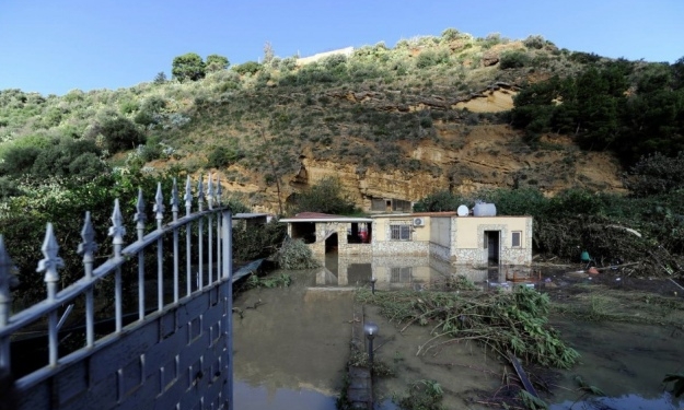 Вследствие непогоды, которая с начала недели бушует в Италии, погибли уже 29 человек