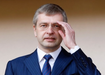 Российский миллиардер Дмитрий Рыболовлев, президент футбольного клуба Монако, взят под стражу по запросу прокуратуры Монако