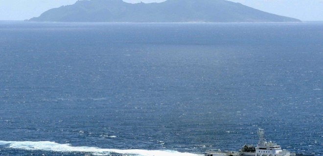 Один из пограничных необитаемых японских островов ушел под воду