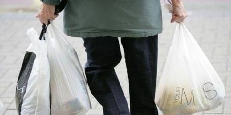 Во Львове ограничили коммерческое использование одноразовых полиэтиленовых пакетов в магазинах и супермаркетах