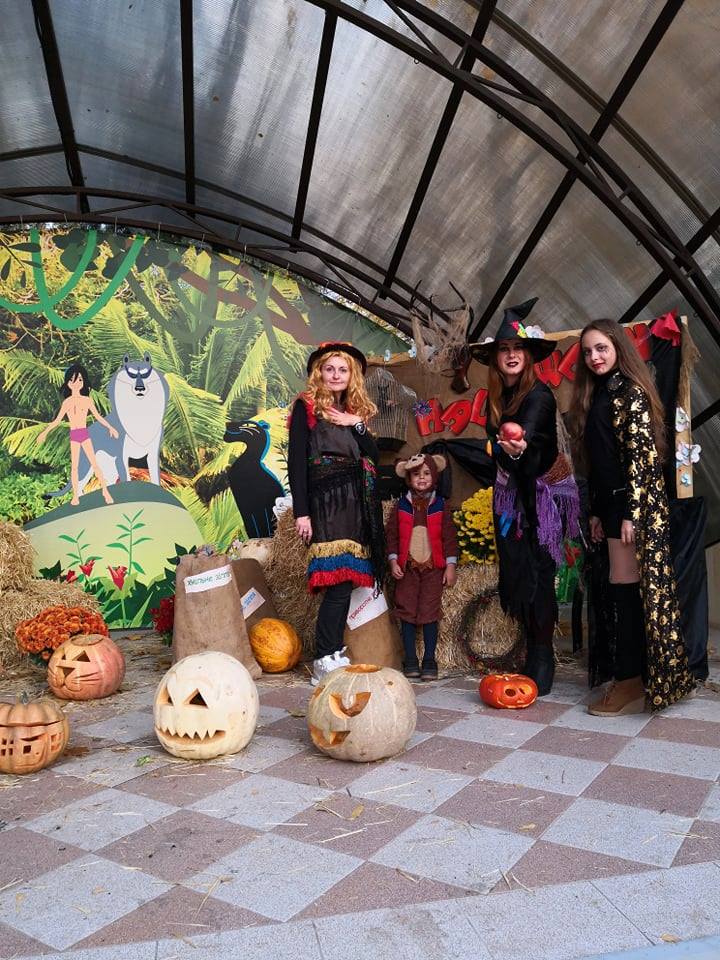 Ведьмы-экскурсоводы, страшные животные и веселый шабаш – как в Николаевском зоопарке отметили Хэллоуин 19