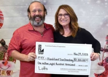 В США супруги нашли лотерейный билет на $1,8 млн во время уборки