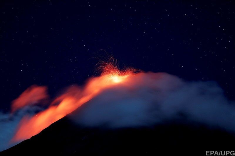 В Гватемале произошло извержение вулкана Фуэго 1