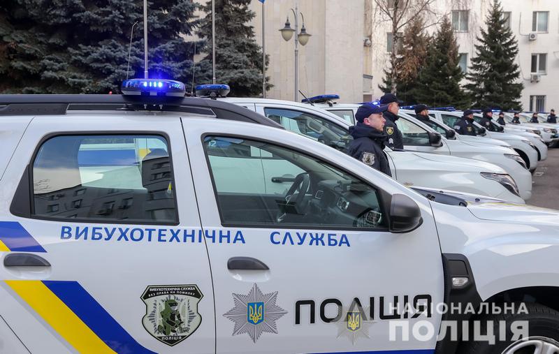Взрывотехническое подразделение Николаевской полиции получило Mitsubishi L200 5