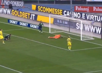 В чемпионате Италии по футболу состоялся один из нелепейших автоголов сезона