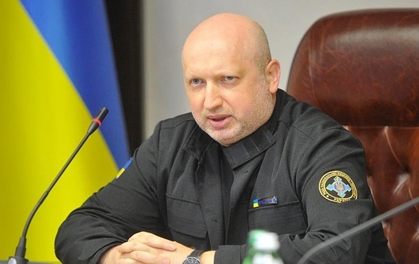 Турчинов возглавил штаб "ЕС": "Украине необходима мирная перезагрузка власти" 1