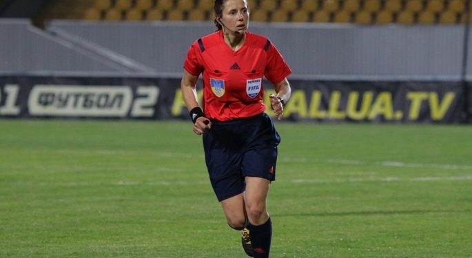 Сегодня впервые в истории УПЛ на матче будет работать полностью женская бригада арбитров