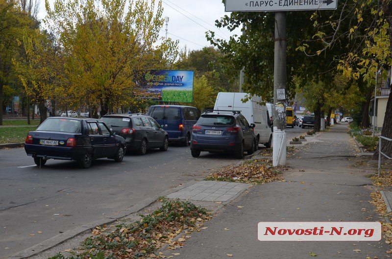 Николаевская ТЭЦ перекрыла часть улицы Пограничной — образовалась большая пробка 6