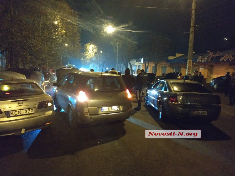 Ночью водители "евроблях" блокировали николаевские улицы 11