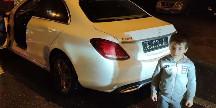 Кадыров подарил Mercedes 5-летнему мальчику. Тот отжался 4 тысячи раз в его честь