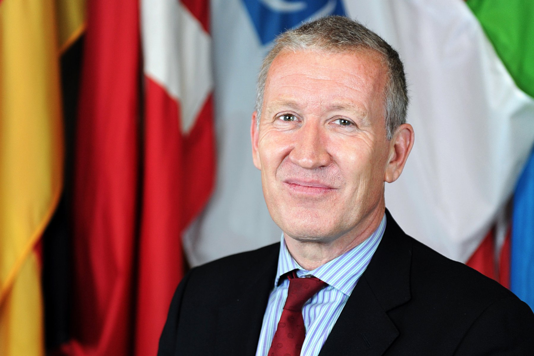 Британец Этерингтон вступил на должность замглавы СММ ОБСЕ в Украине