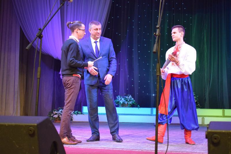 В областном дворце культуры чествовали николаевцев-лауреатов областной премии имени Аркаса 7