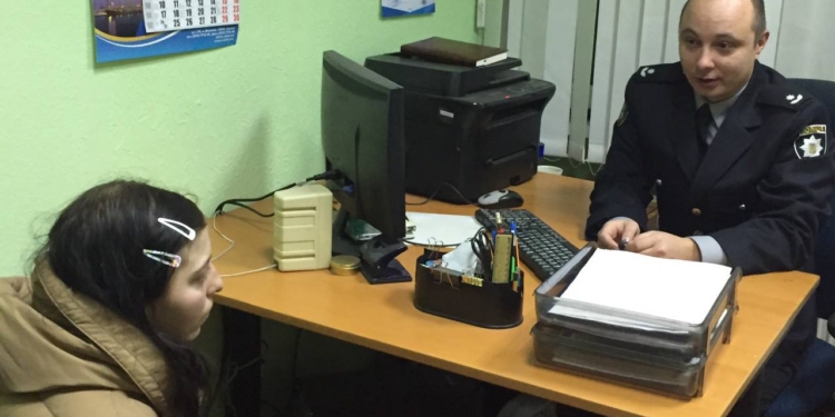 Полиция нашла 16-летнюю николаевскую беглянку в Вознесенском районе