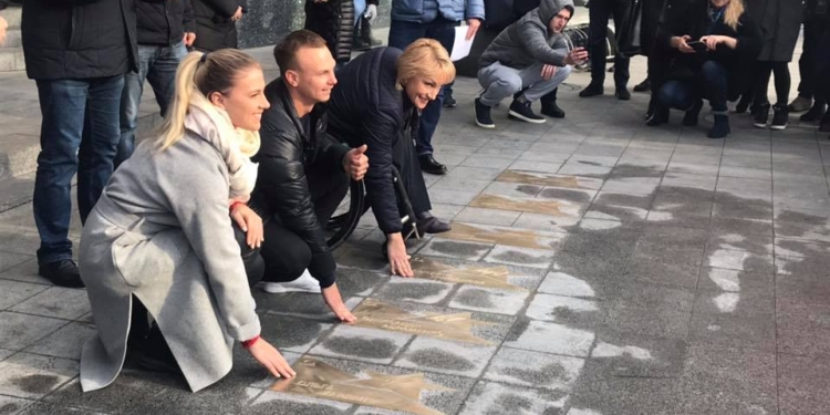 В центре Киева появились именные звезды николаевских олимпийцев Харлан и Абраменко