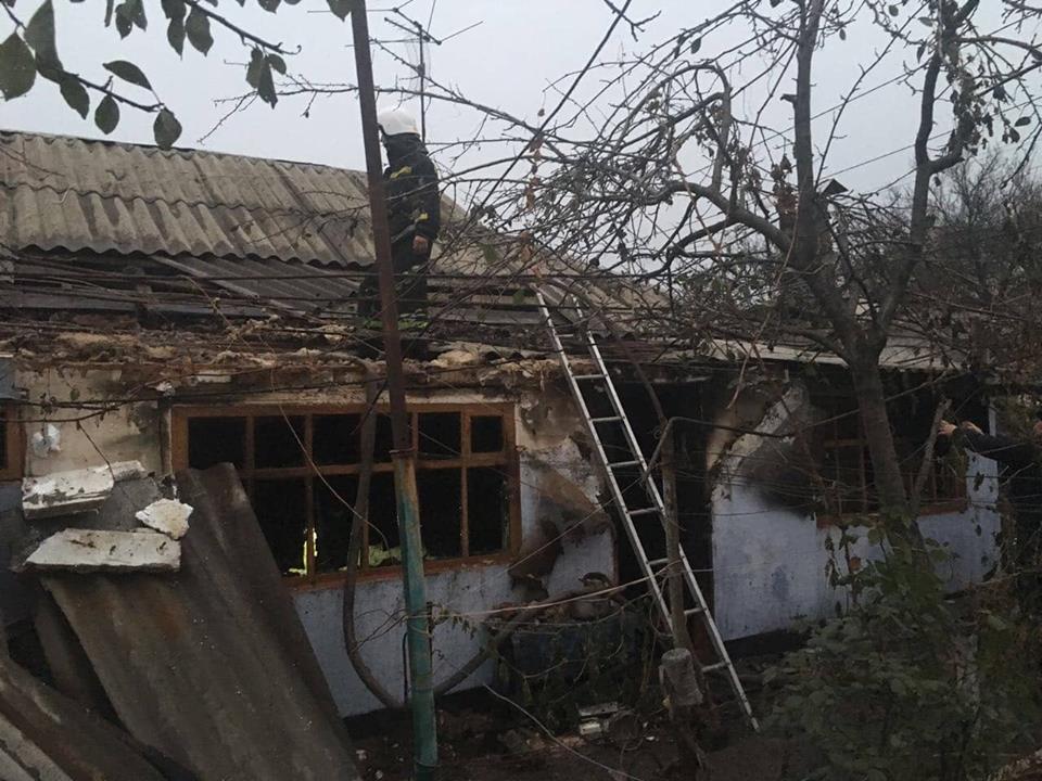 В Николаеве спасатели за сутки дважды тушили пожары в жилых домах 3