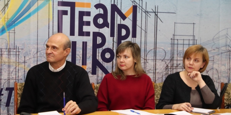 Учиться никогда не поздно: в Николаеве провели «круглый стол», посвященный неформальному образованию взрослых