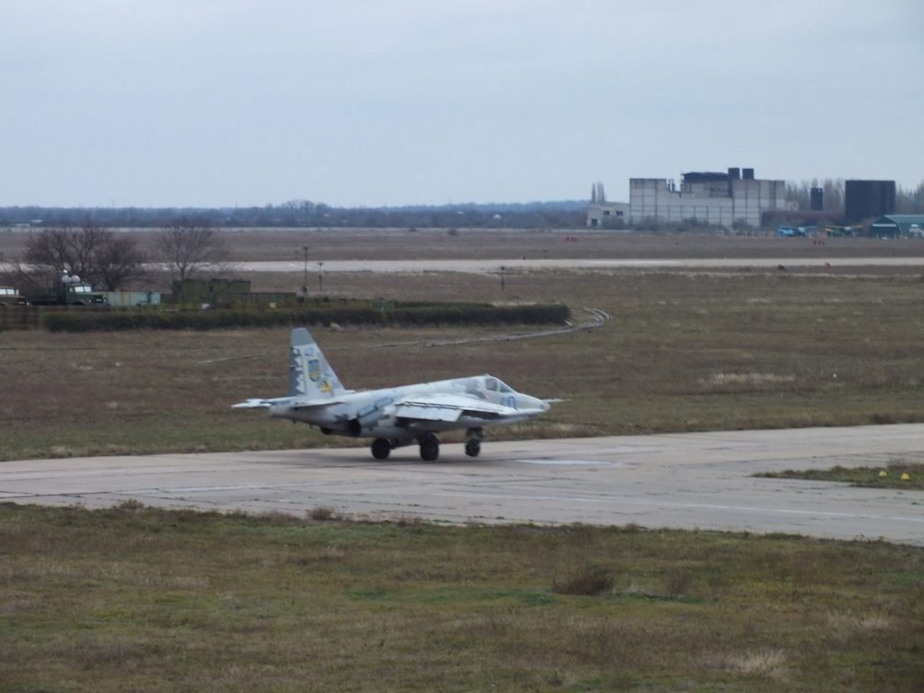 Николаевская 299 бригада тактической авиации приведена в боевую готовность 16