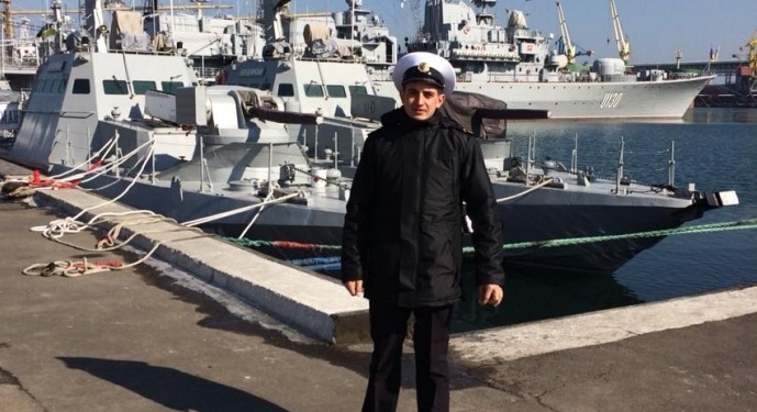 В РФ назвали имена раненых моряков, захваченных в Керченском проливе