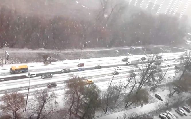 В Киеве выпал первый снег 1