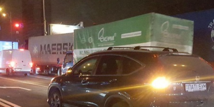 Далеко не убежал. Убегающего вора насмерть сбил автомобиль