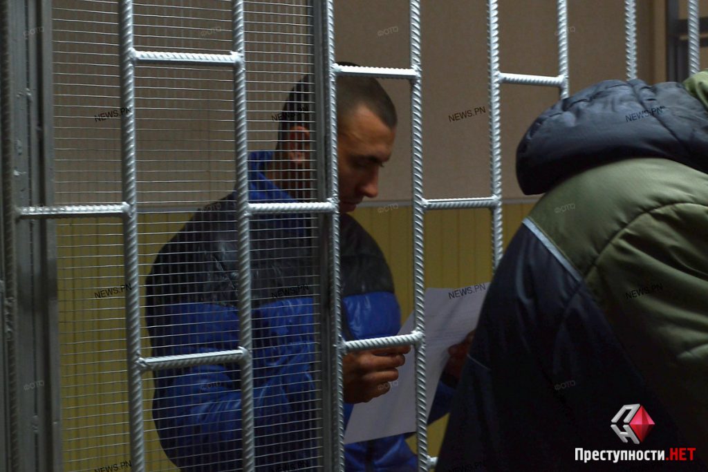 Суд отправил в СИЗО с правом внесения залога лидера банды, взорвавшей банкомат в Николаеве. Двух подельников отпустили под домашний арест 13