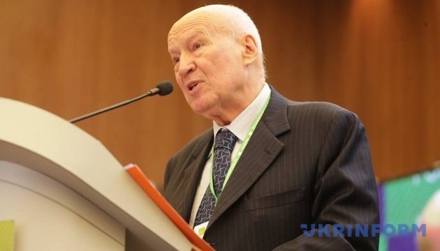 Академик назвал две замаскированные цели Кремля в Украине
