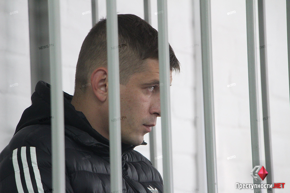 Суд отправил под домашний арест николаевских налоговиков, подозреваемых в вымогательстве взятки