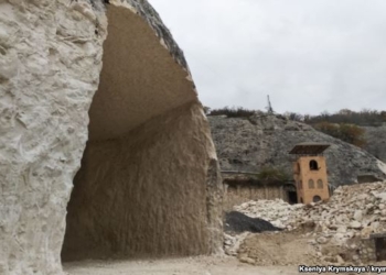 В Крыму сообщают, что под Бахчисараем разрушают пещерный город Качи-Кальон