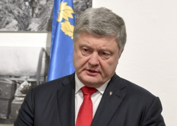 «Не принимайте участие в фейковых выборах», – Порошенко обратился к украинцам на оккупированном Донбассе
