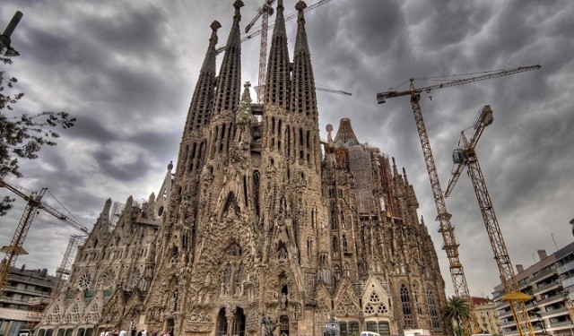 Саграда-Фамилия заплатит 36 миллионов евро за столетнюю стройку без разрешения мэрии Барселоны