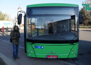 В Николаеве показали коммунальную технику и автобусы, которые хотят купить по договору лизинга
