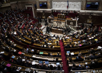 Во Франции арестовали высокопоставленного чиновника по подозрению в шпионаже на КНДР