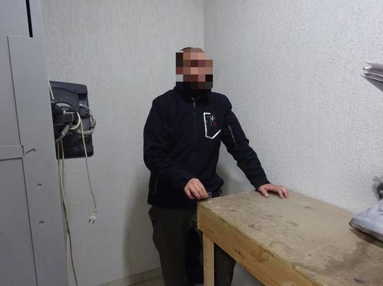 В Киеве арестовали инспектора Лукьяновского СИЗО за попытку пронести наркотики 1