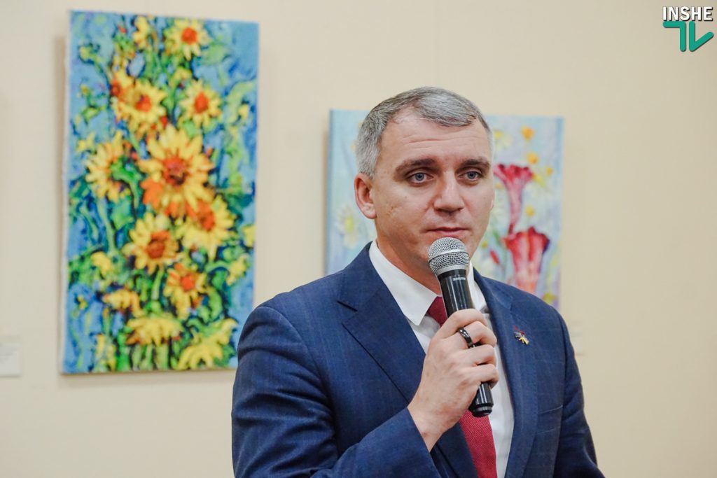 В Николаеве открылась благотворительна выставка «Подари жизнь». Горожане могут помочь детям с пороками сердца 39